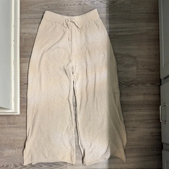 Cozy Cream Knit Sweater and wide leg pants set - Picture 4 of 6